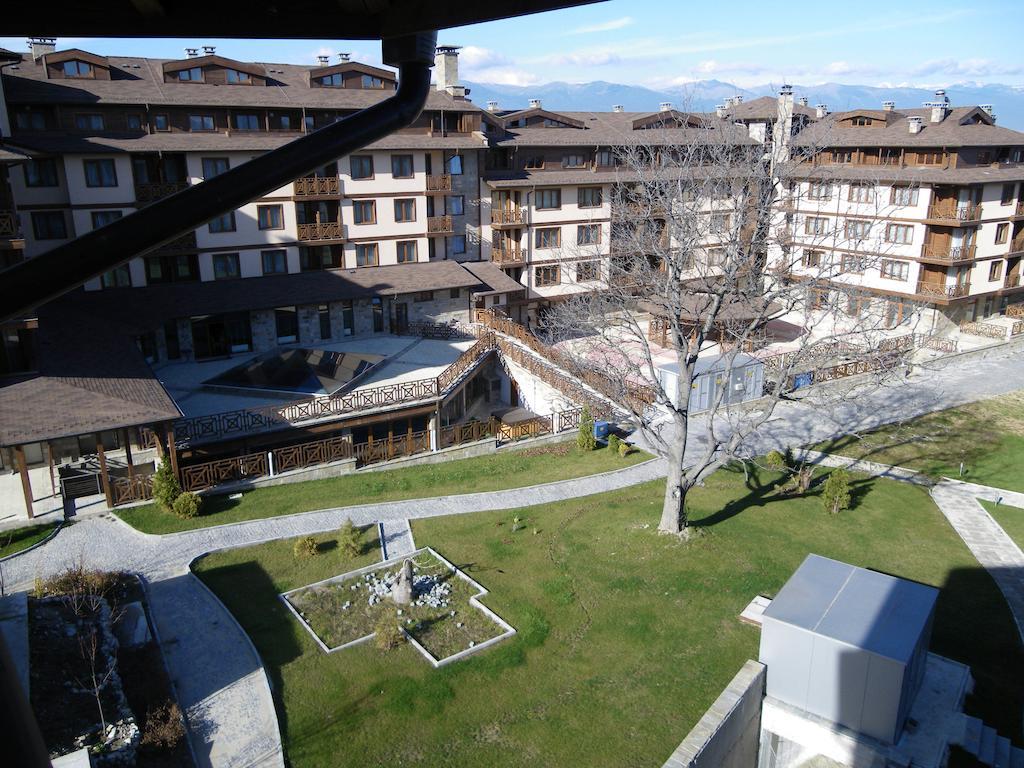 Neon Gondola Lift Apartments 반스코 외부 사진